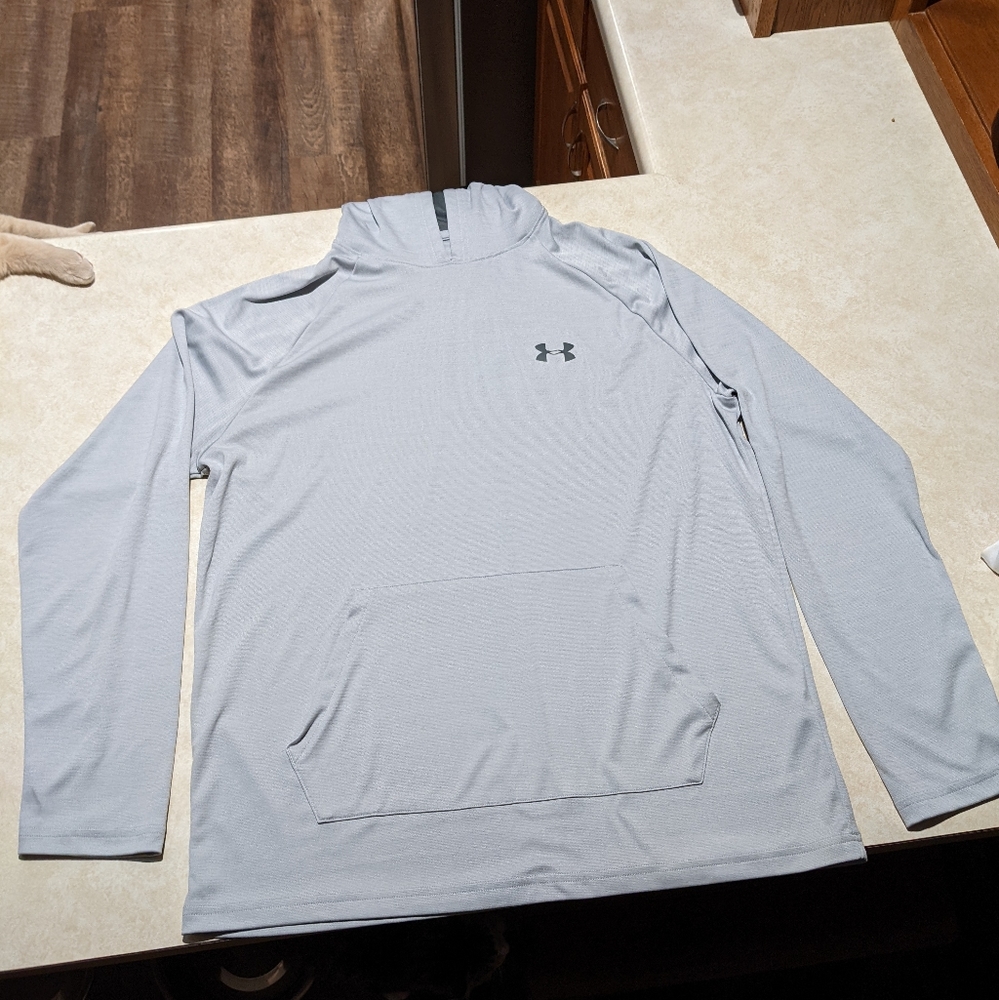 Under Armour Hooded Shirt